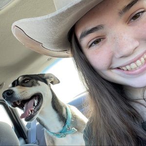 Meet your Posher, Christine